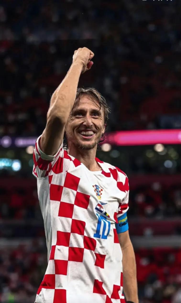 意大利憾负克罗地亚，欧预赛强止步的简单介绍