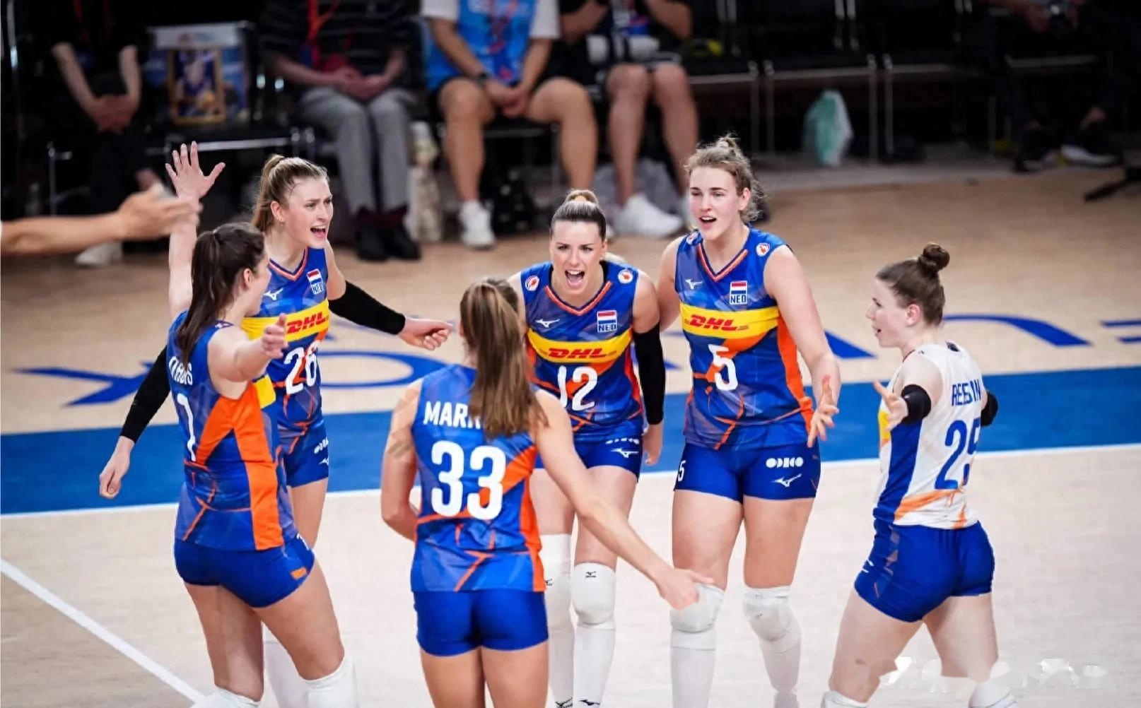 加拿大女排意外淘汰巴西晋级四强