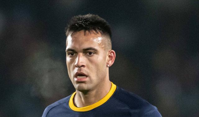 一位不被看好的球员在比赛中脱颖而出，证明自己的实力的简单介绍