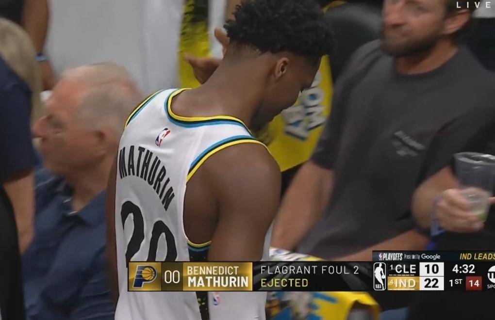 VAR判罚再引争议，热刺对阵马竞裁判判点引发巨大争议的简单介绍