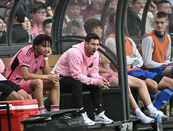 VAR判罚再引争议，马竞对阵本泽马裁判判点引发巨大争议的简单介绍